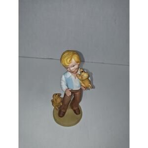 Avon Vintage 1981 Best Friends Porcelain Figurine & Golden Retriever Puppies